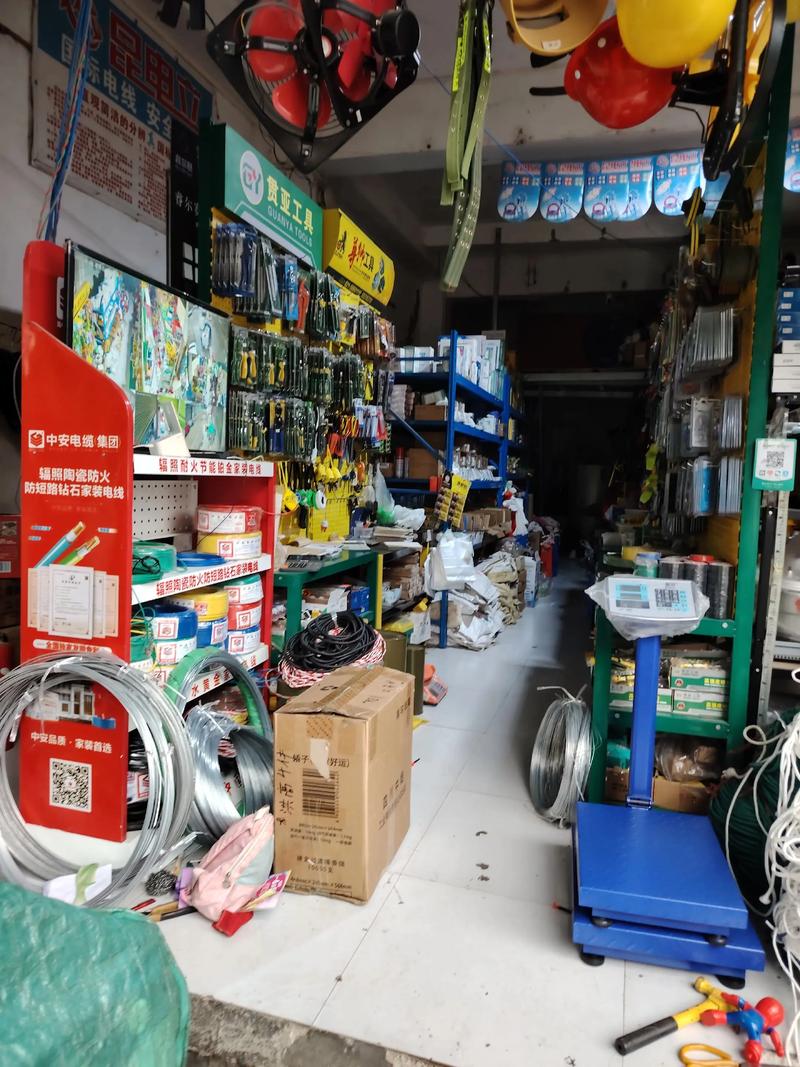 建筑装饰材料行业新动向：推动装修时尚与实用的平衡